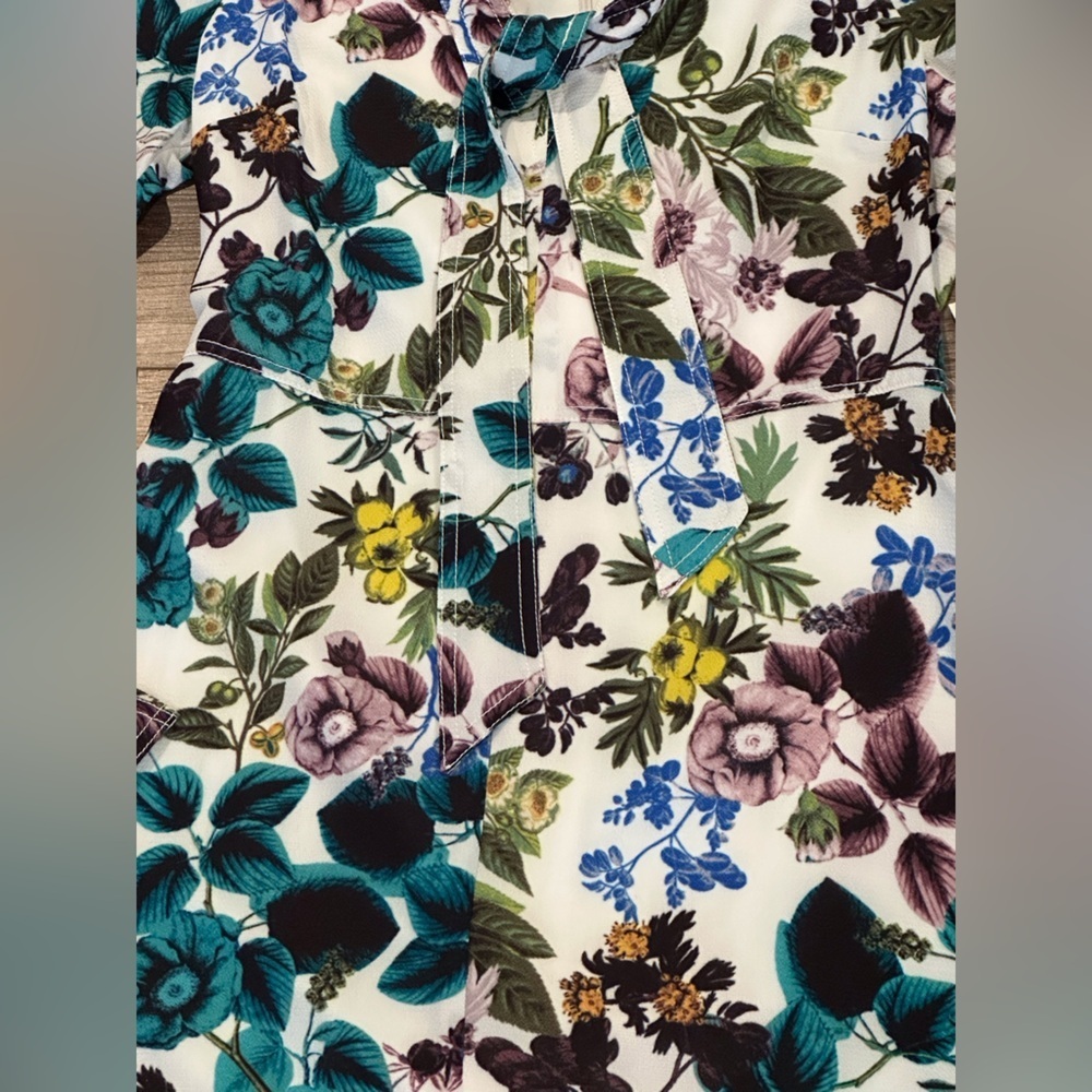 NWT! Eliza J Ivy Pebbled Crepe Tie Neck Floral Dress Size 6 - Picture 11 of 16
